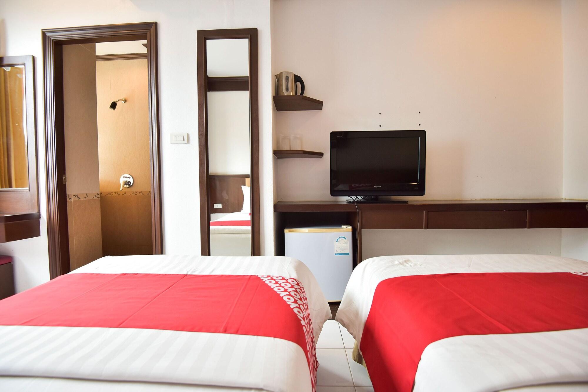 Oyo 389 Sira Boutique Residence Phuket Esterno foto