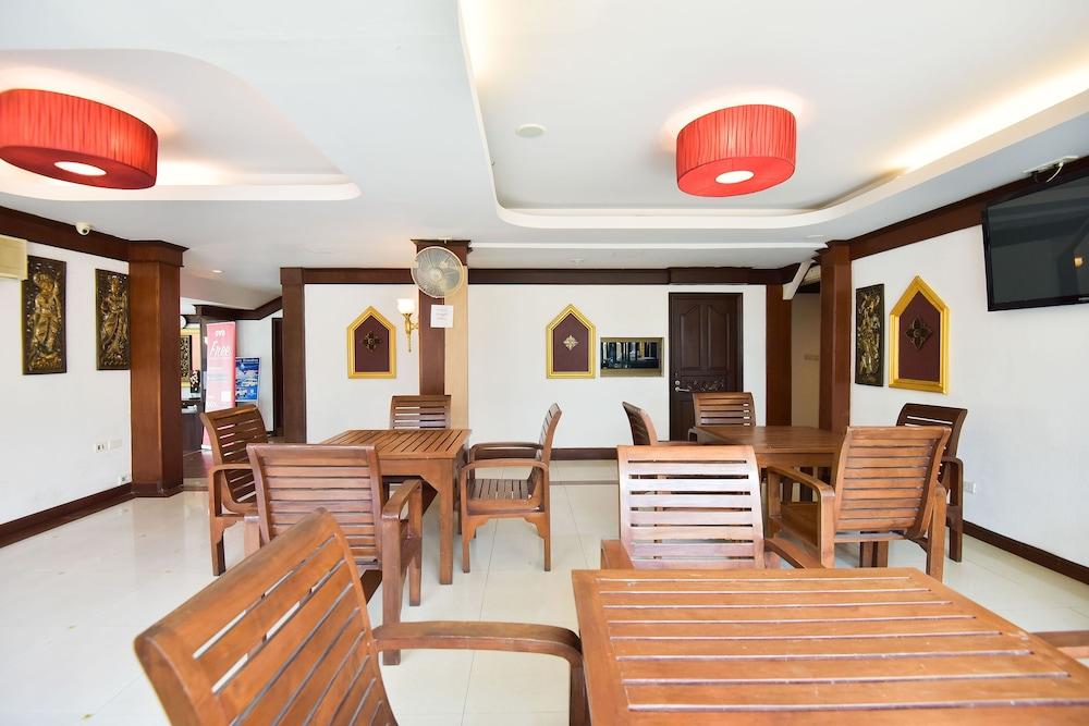 Oyo 389 Sira Boutique Residence Phuket Esterno foto