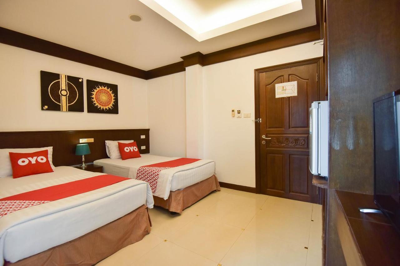 Oyo 389 Sira Boutique Residence Phuket Esterno foto